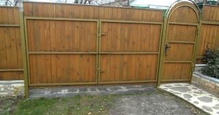 Купить распашные ворота деревянные Черкесск, цена от 2710 руб.